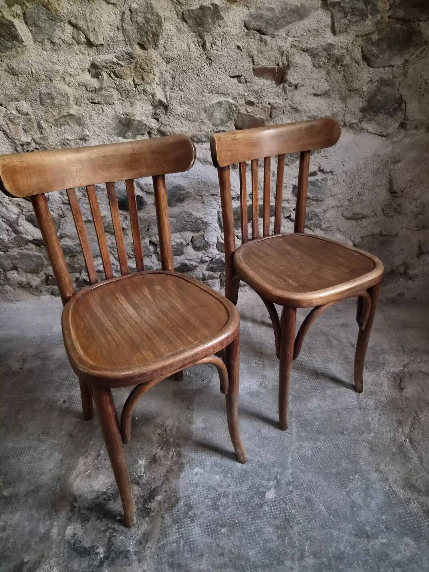 Set of 4 antique French bistro chairs by Mahieu & Guillaume, circa 1930.