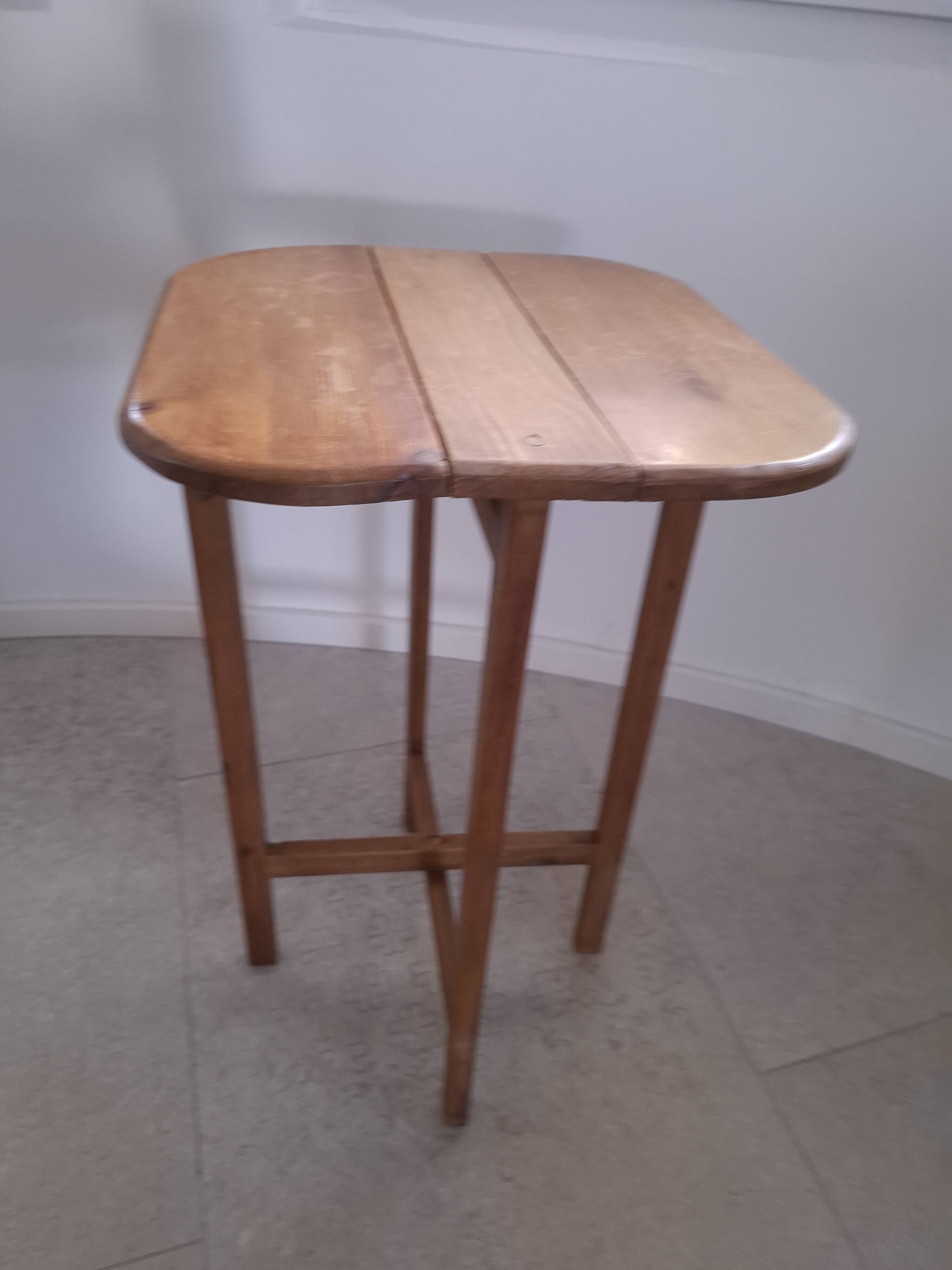 Folding wooden side table
