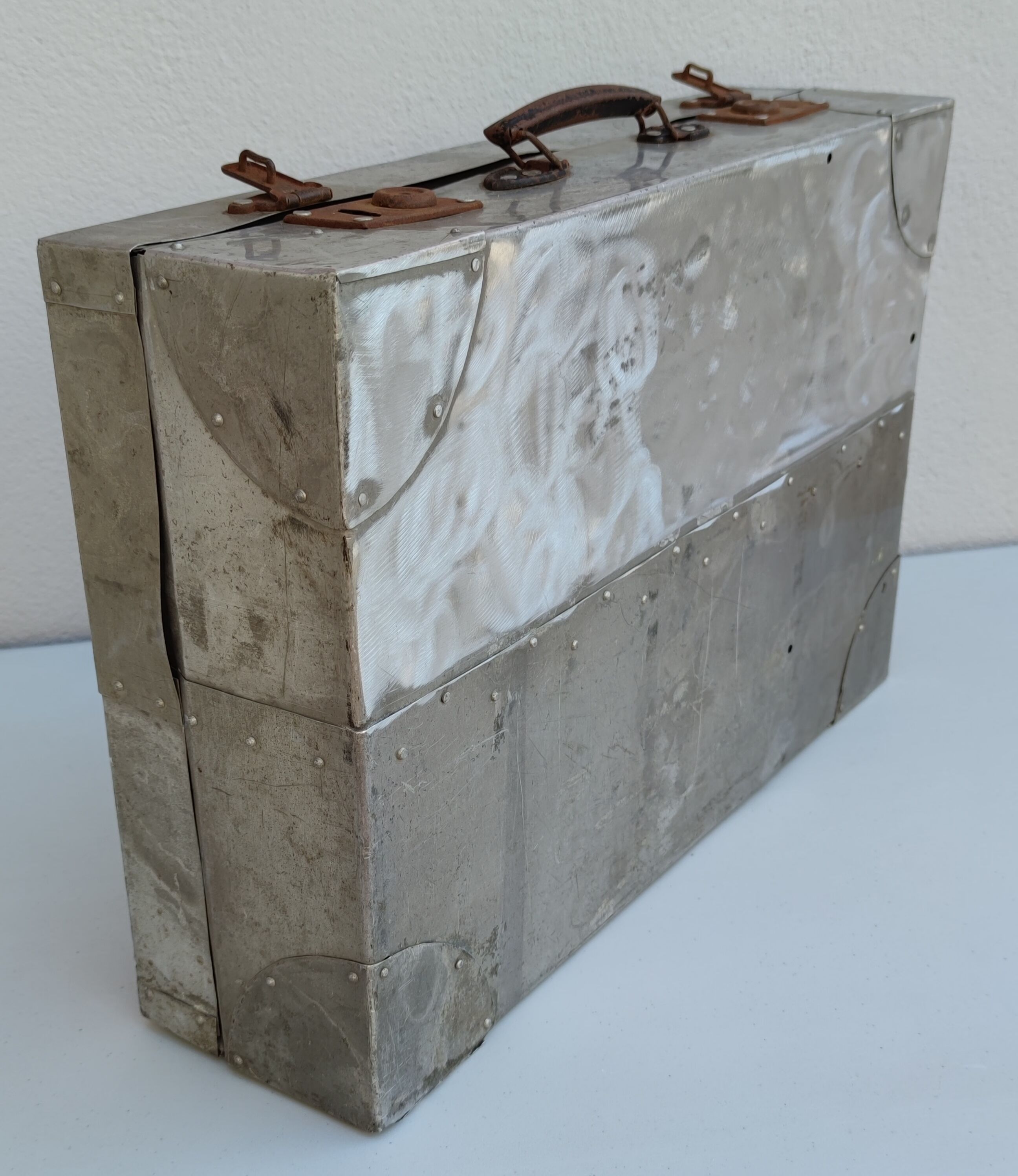 Valise métal
