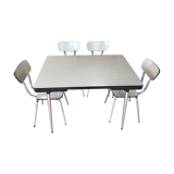 Table formica - 4 matching chairs