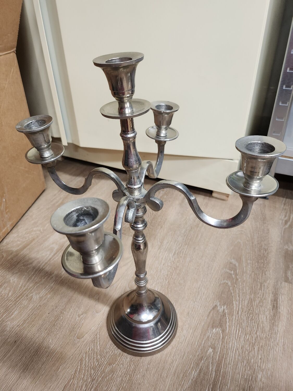 Candle holder