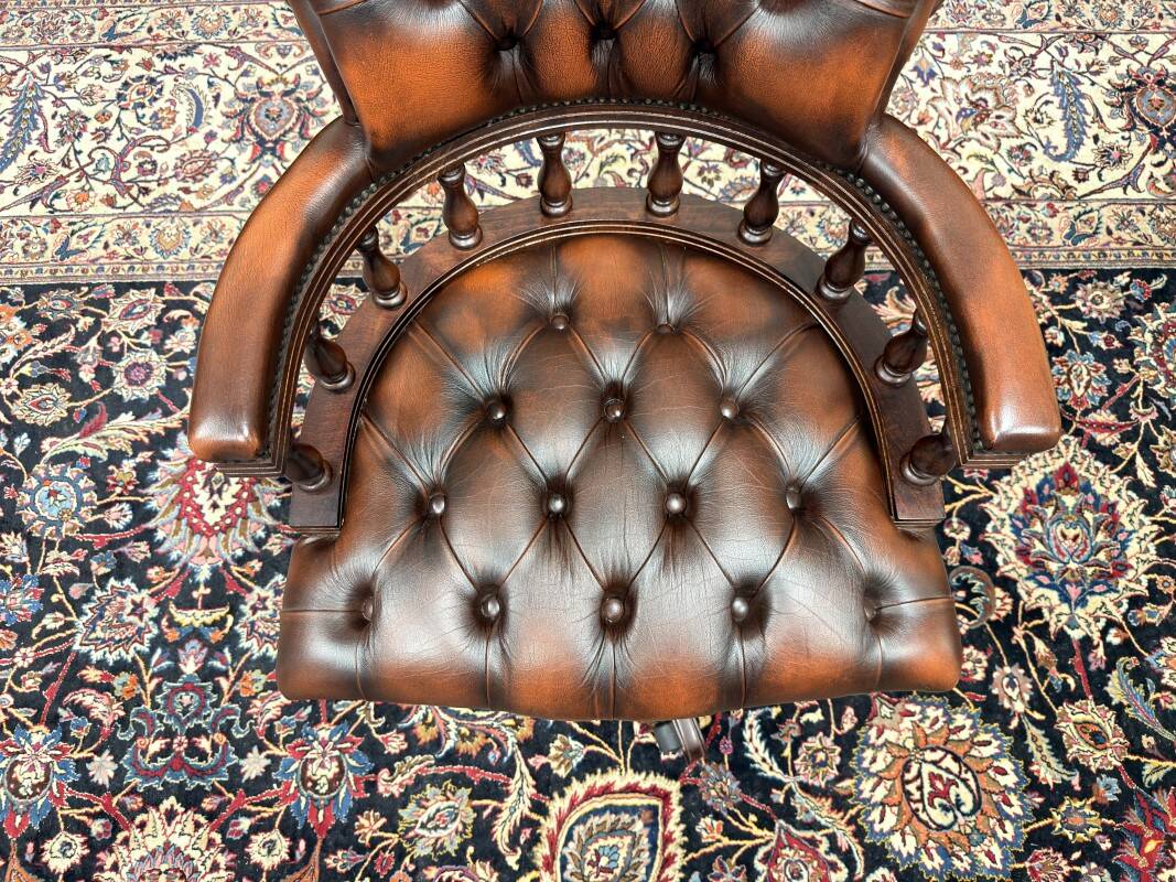 Fauteuil capitaine Chestfield anglais classique