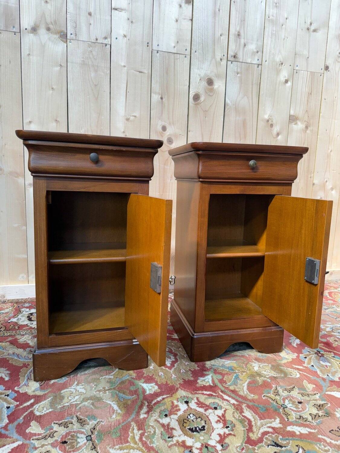 Pair of bedside tables in Louis Philippe style, 20th century - Solid wood
