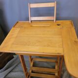 Evolving school desk