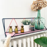 Scoubidou wall shelf