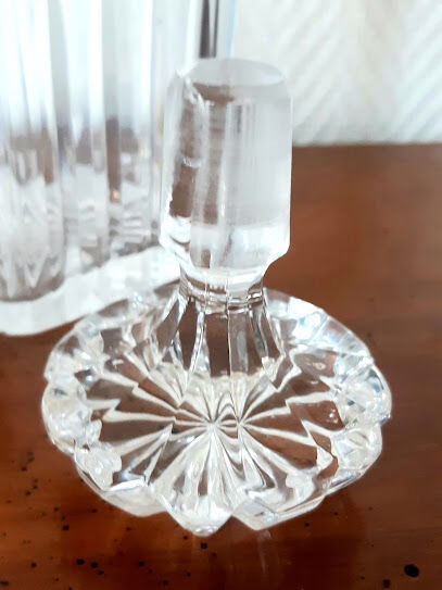 Art Deco diamond whisky deco decanter