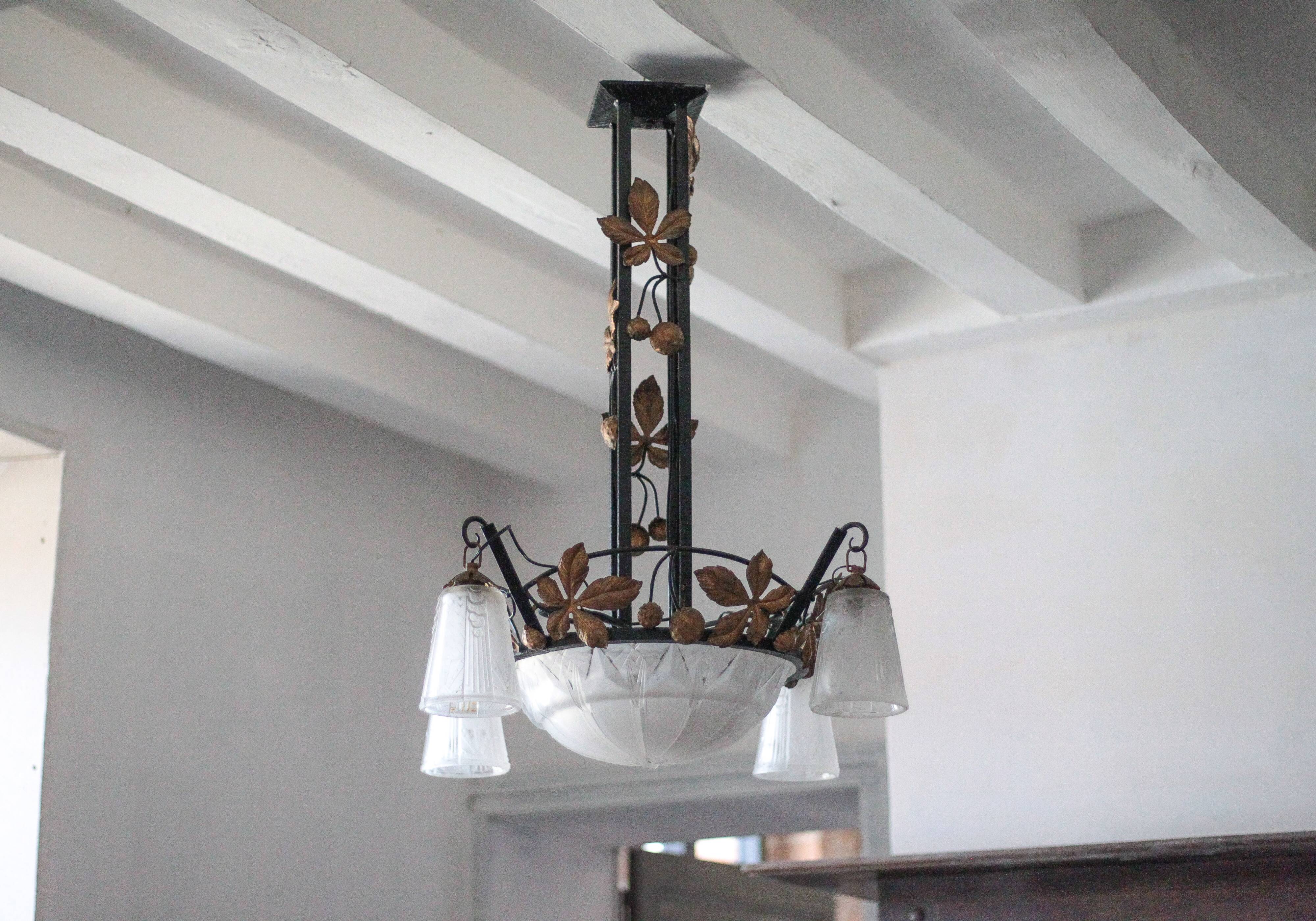 Art Deco wrought iron and glass chandelier Muller Frères Luneville, Art Nouveau
