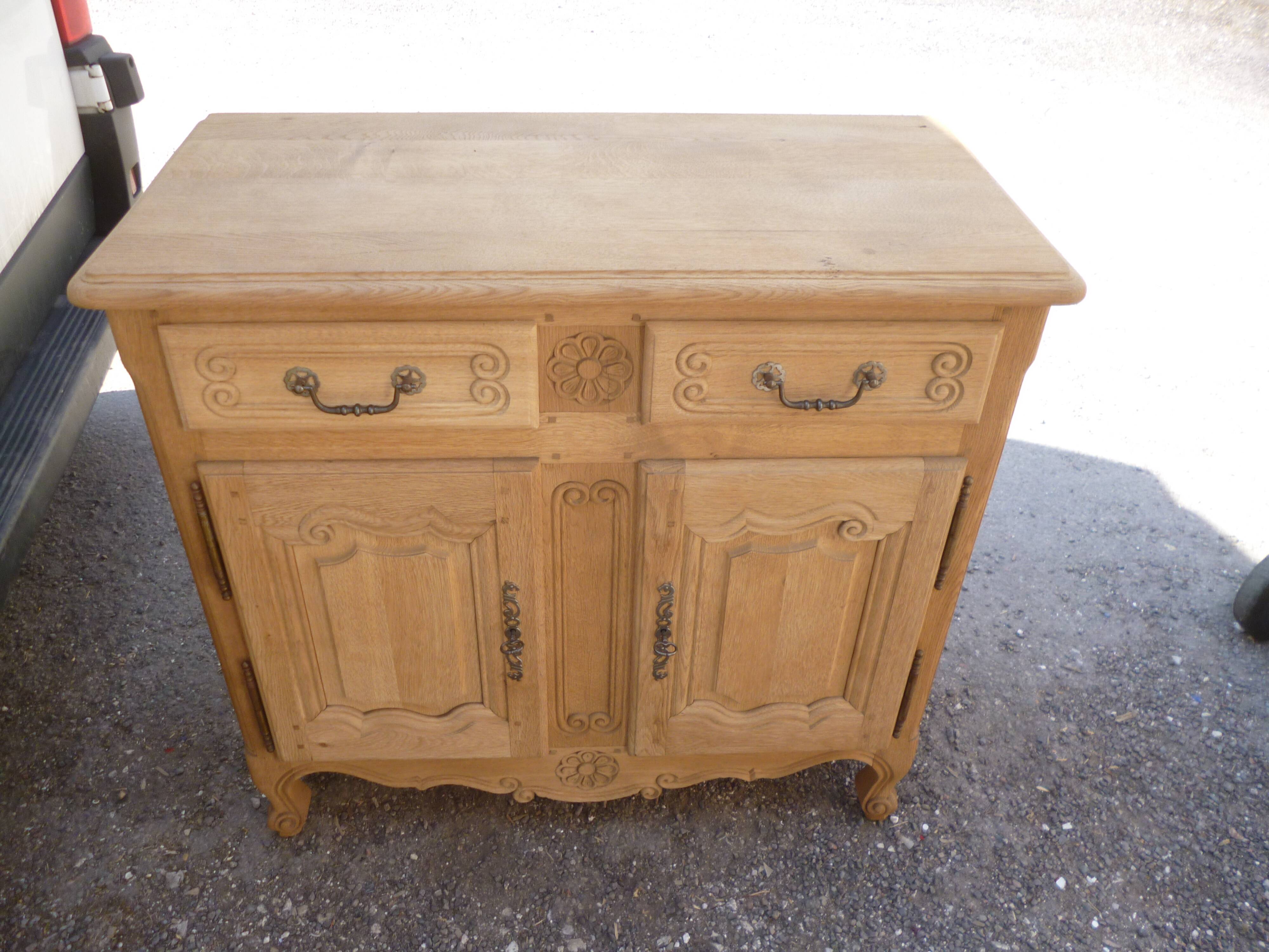 Bahut Louis XV stripped