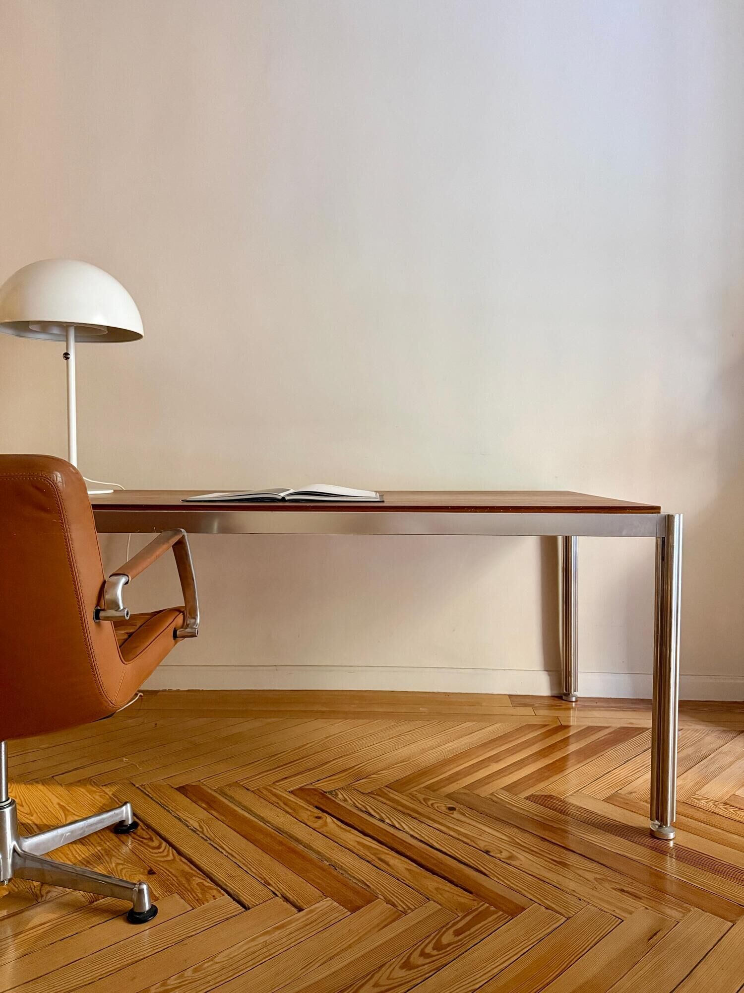 Table "Clover" by George Ciancimino