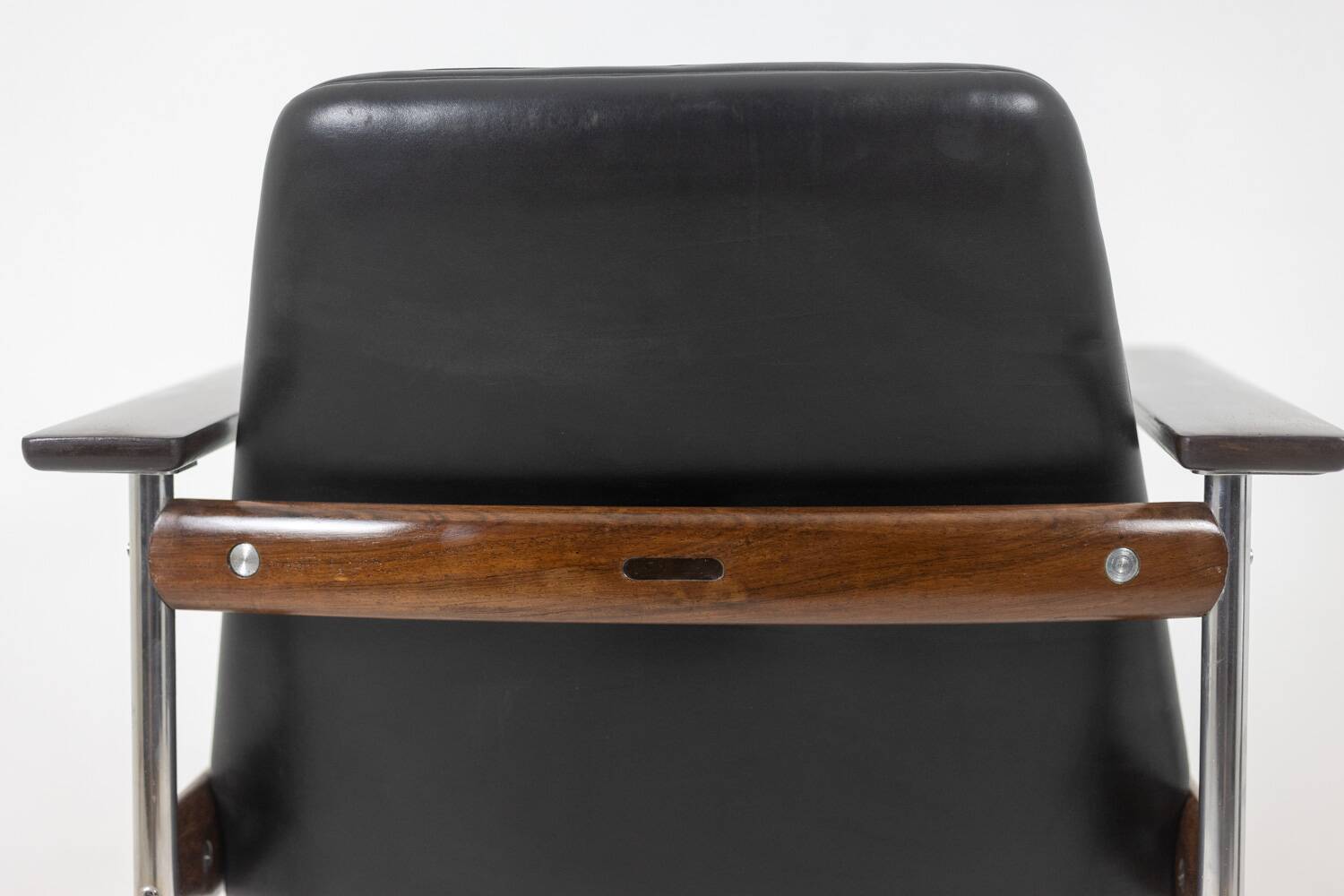 Sven Ivar Dysthe for Dokka. Armchair. Circa 1960.