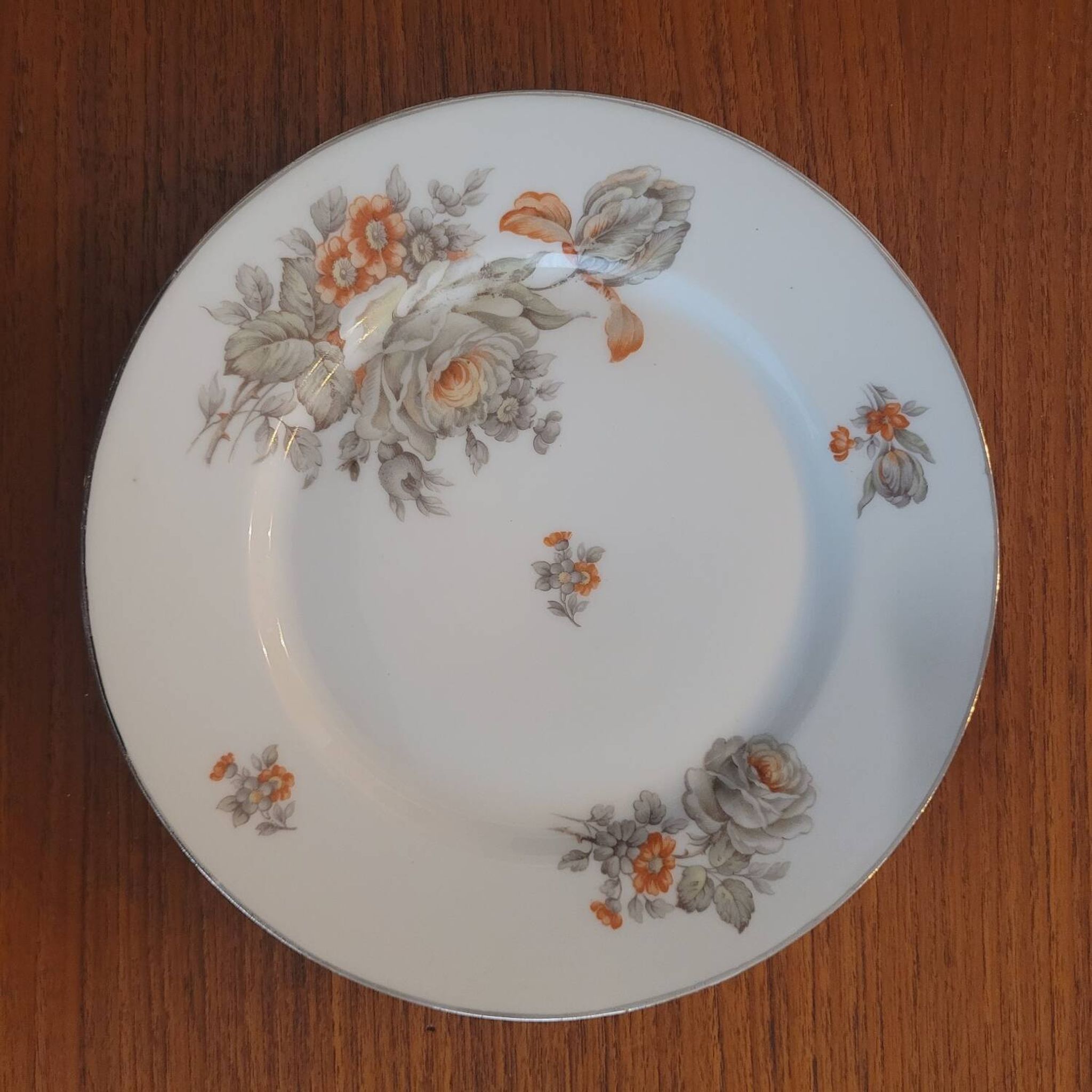 40s floral porcelain plate series
