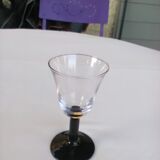 Crystal glasses with black base