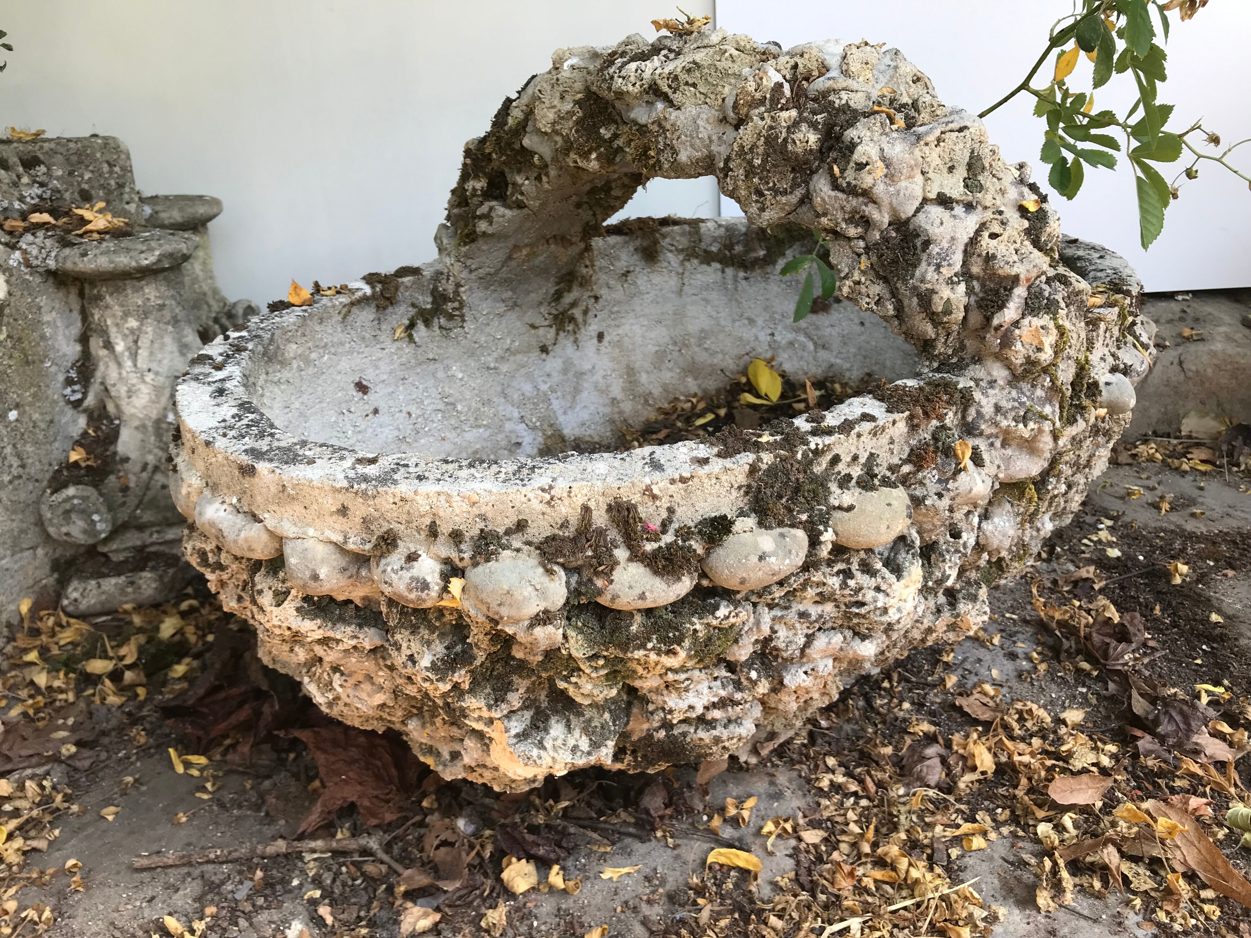 Jardinière panier en ciment, vers 1950
