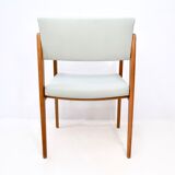 Set of five Dining Chairs by Thonet, 1960s