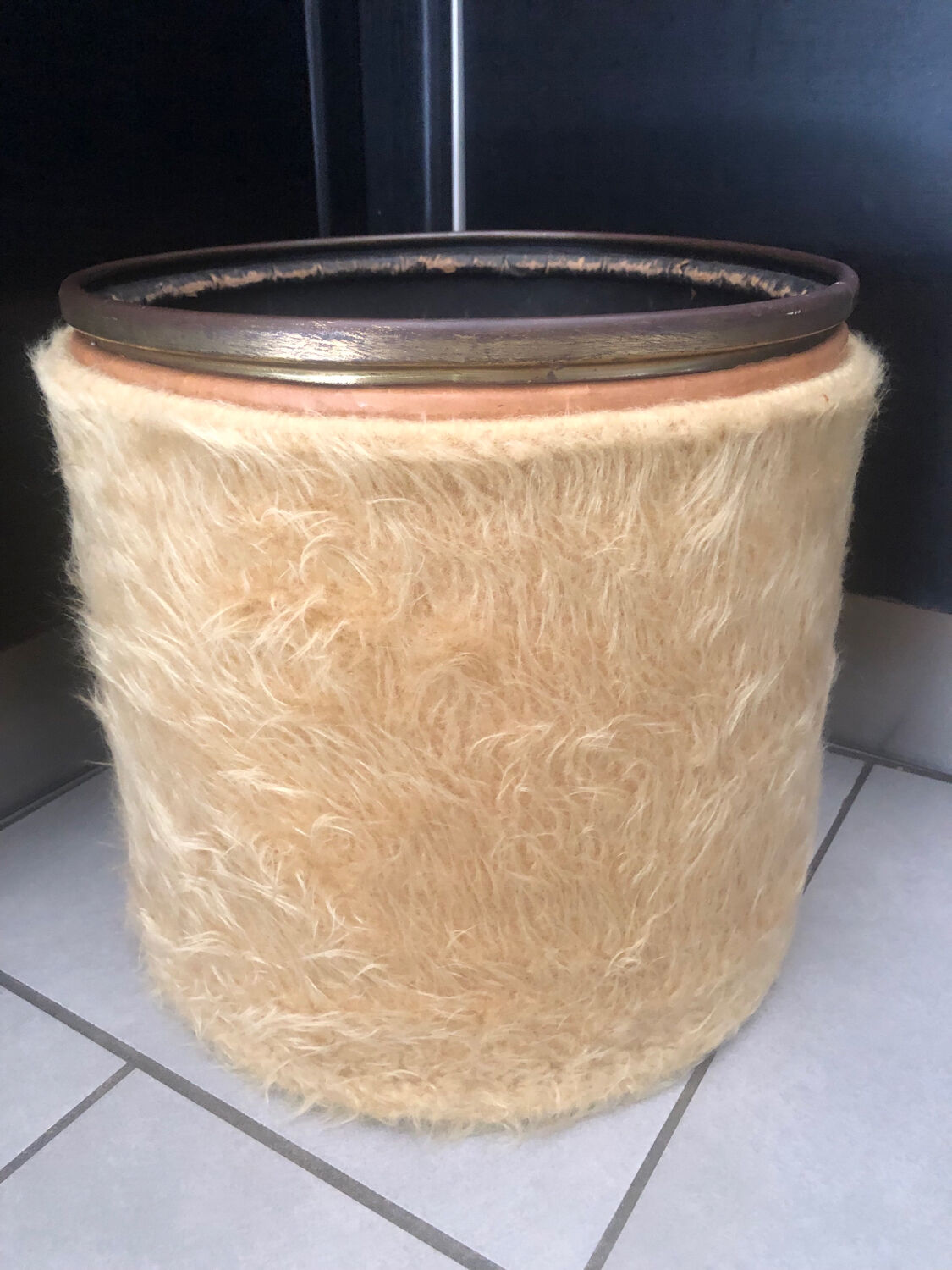 Pouf moumoute vintage