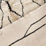 Beni Mrirt white rug 240 x 168 cm new