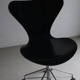 3117 Black swivel chair by Arne Jacobsen for Fritz Hansen