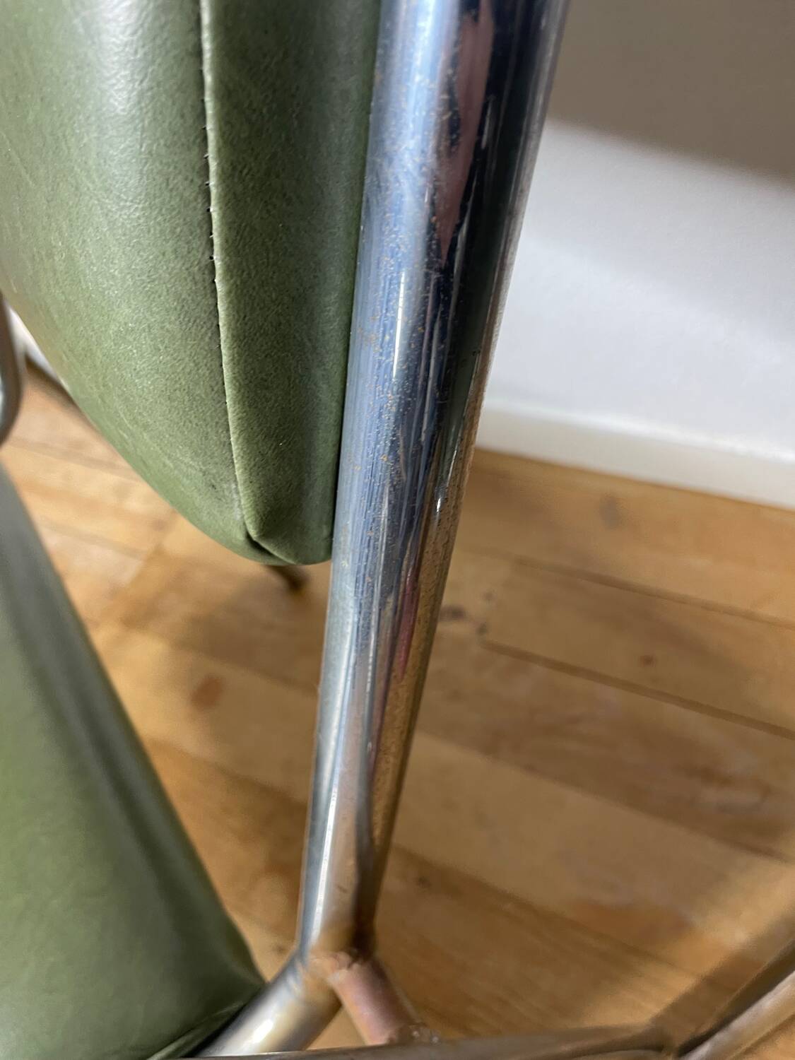 Paire de fauteuils métal chromé vintage année 60/70