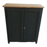Shoe cabinet