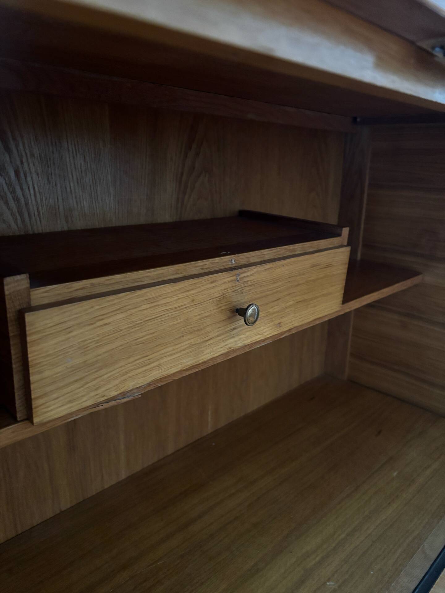 Desk / Secretary in wood from the 60s-70s