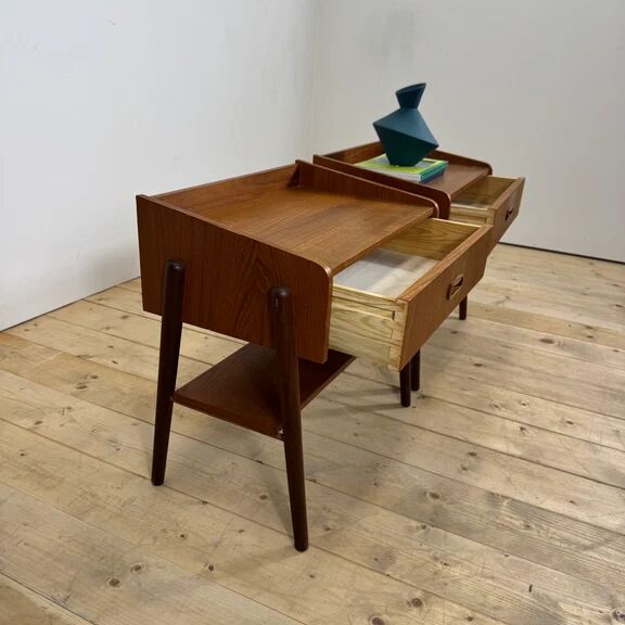 Paire de tables de chevet en teck danois, années 1960