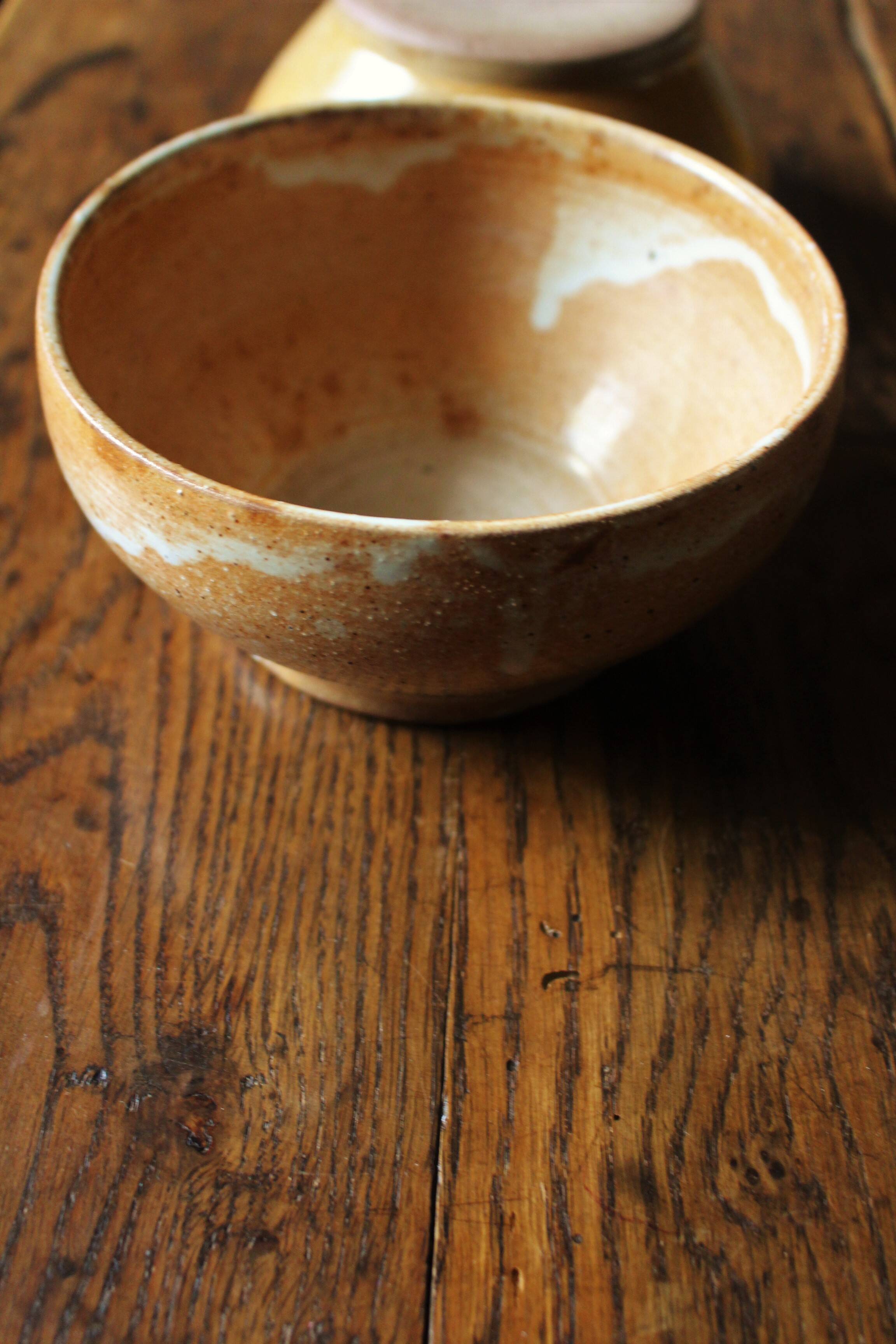 A set of 2 vintage marbled stoneware bowls