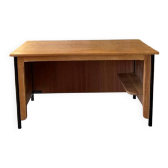 Vintage desk with modernist design – Prouvé style