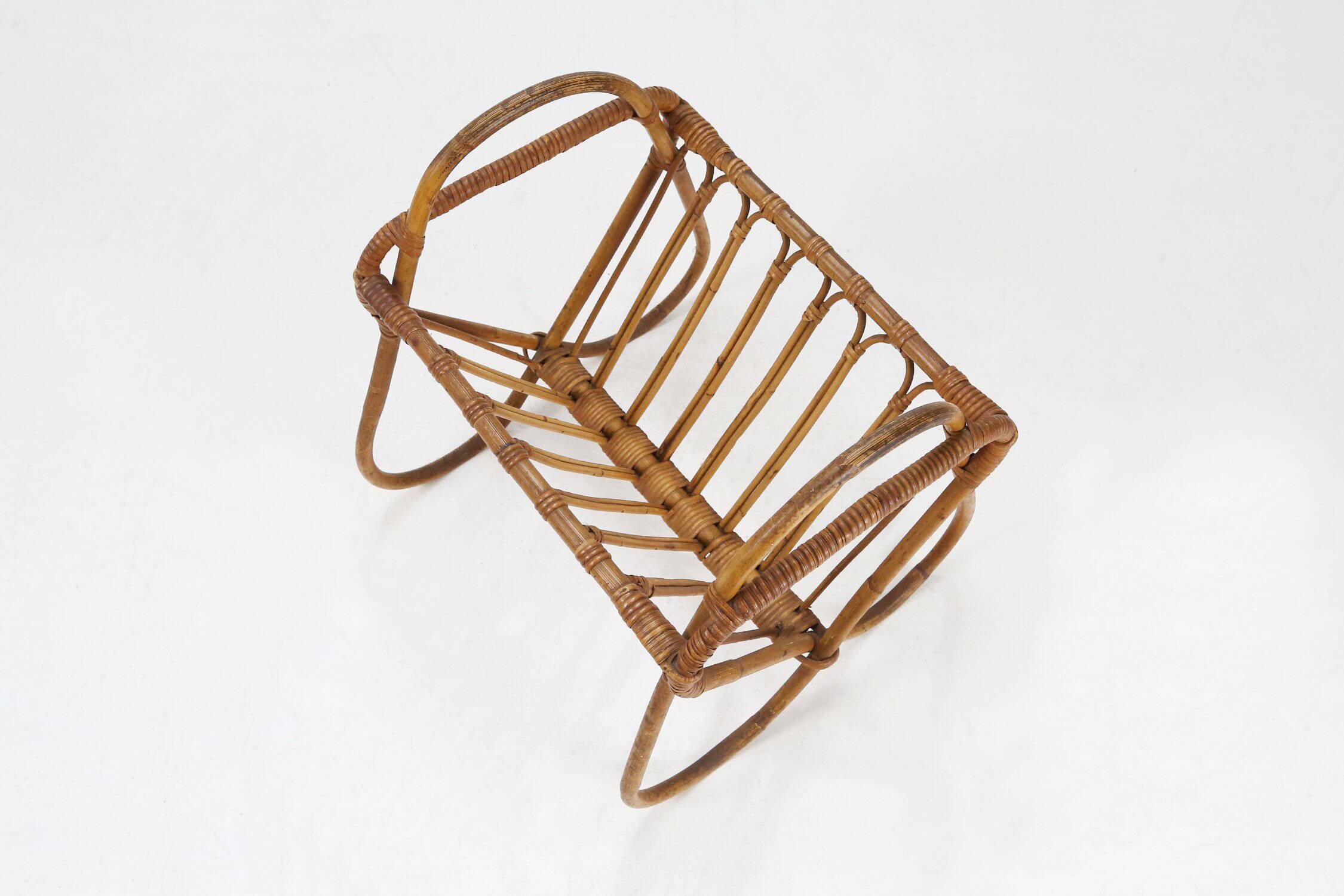 French Vintage fifties rattan magazine rack
