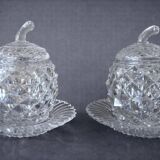 Pair of covered pots in cut crystal shaped like pineapples with stands – H 19 cm