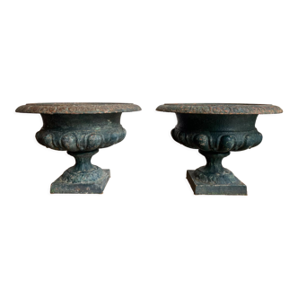 Pair of Medici cast-iron basins