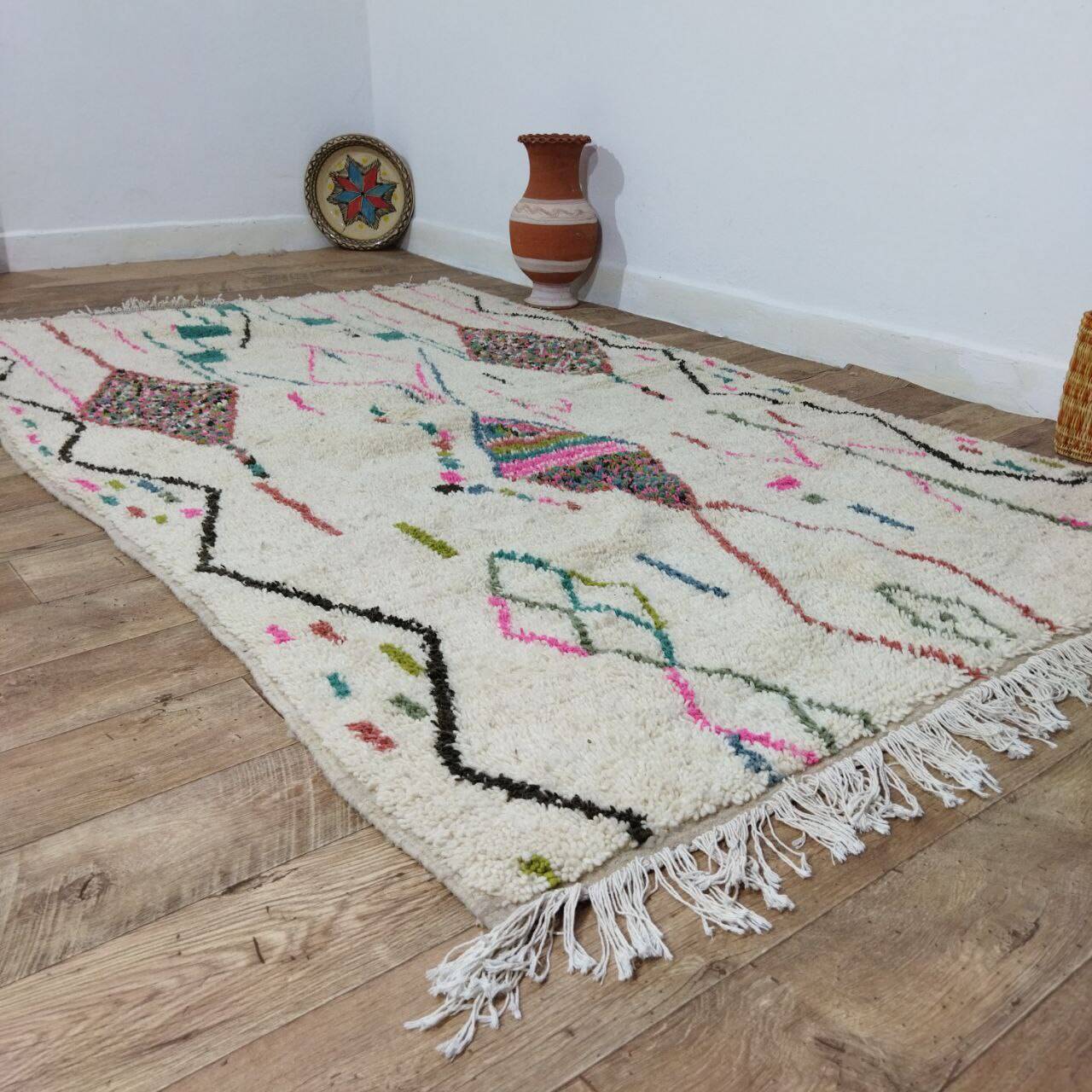 Handmade Moroccan Berber rug 250 x 150 cm