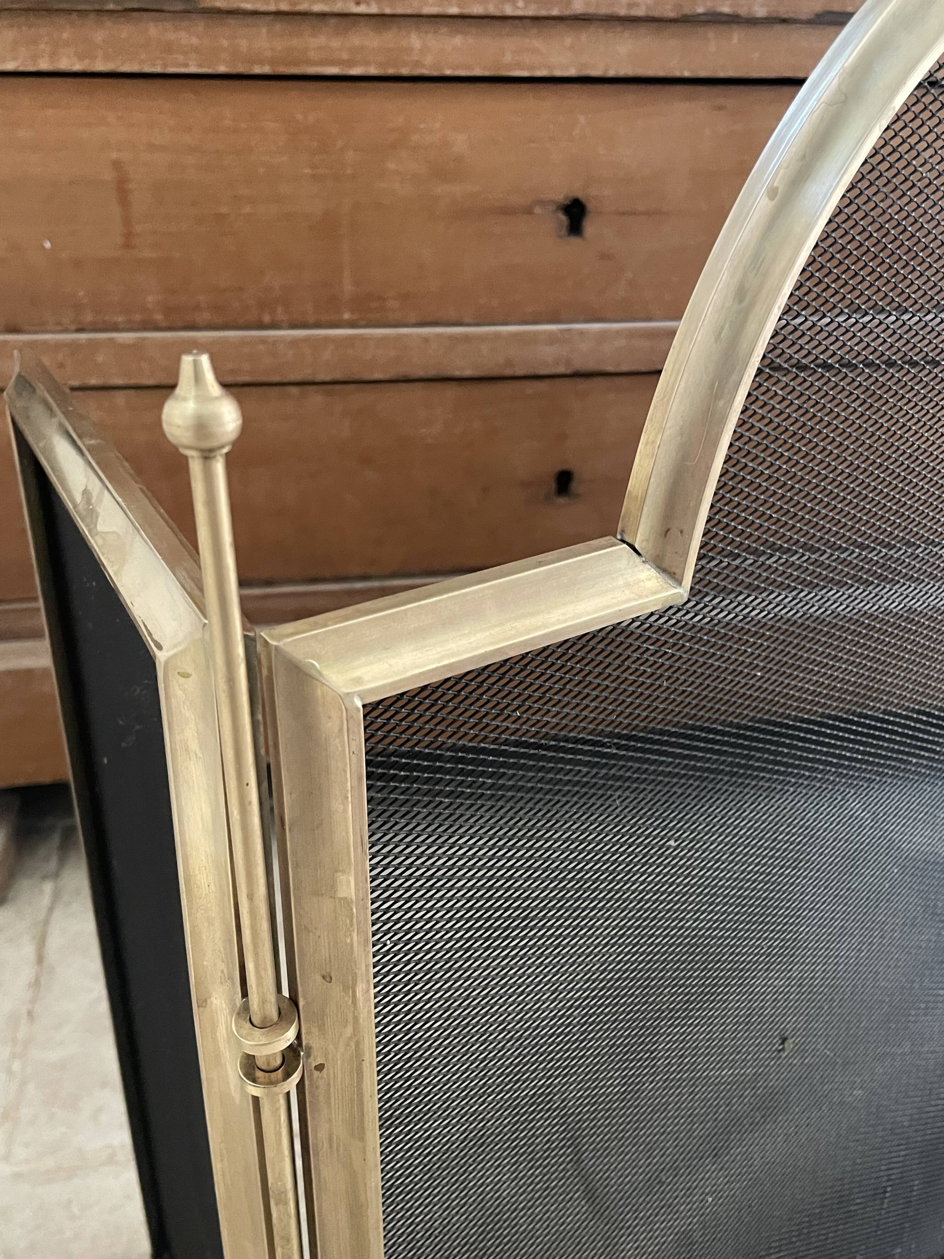 Vintage brass fire screen with 3 panels