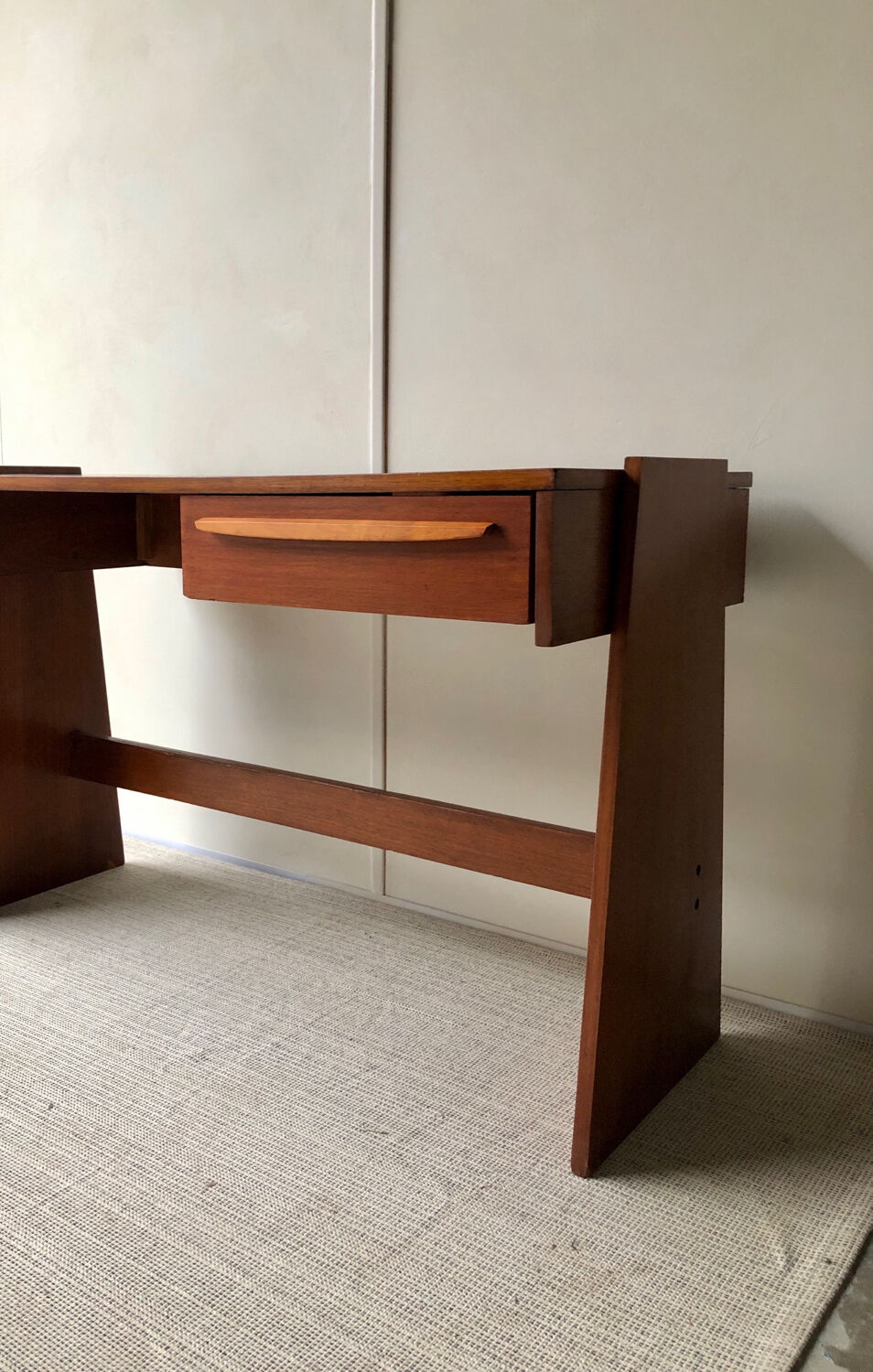 Drawer desk 50s