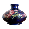 Vase signed Walter Moorcroft cobalt anemone pattern, 1953