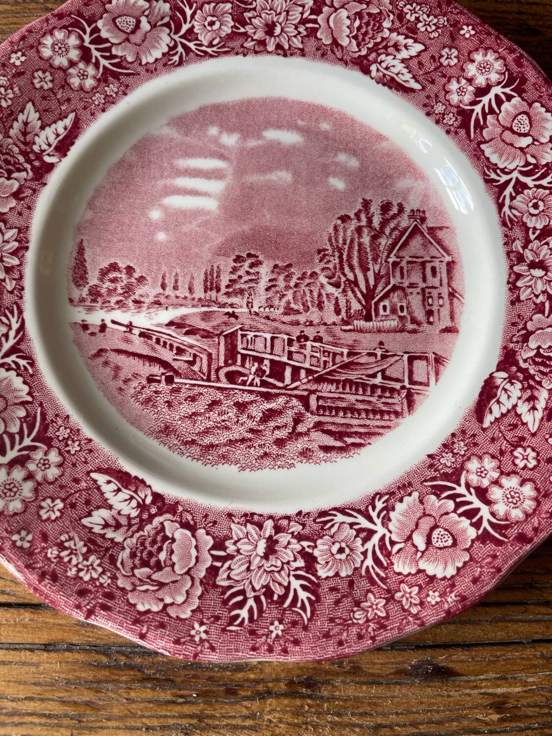 English dessert plate