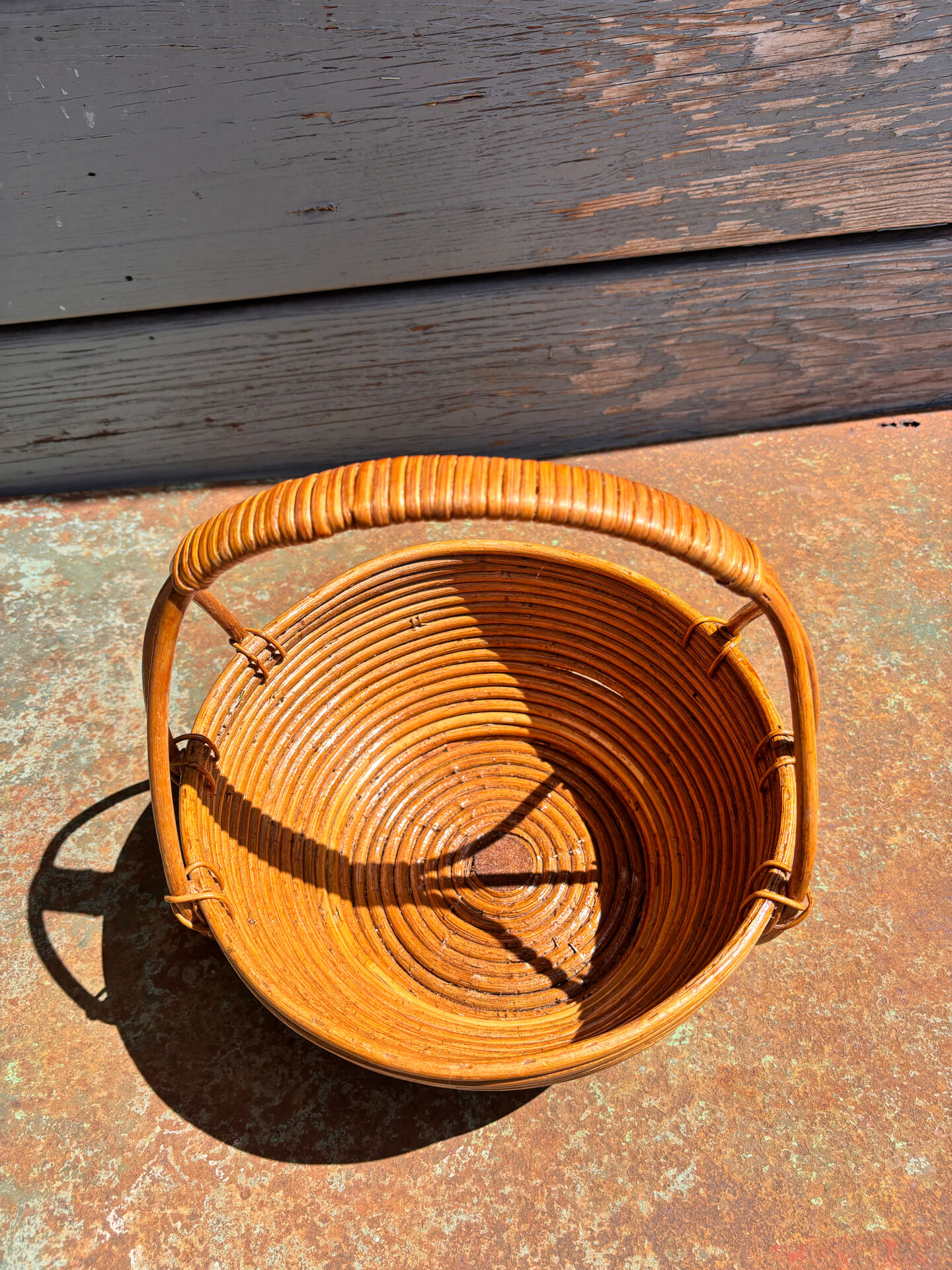 Rare wrapped rattan basket, in the style of Gabriella Crespi / Vivai del Sud.