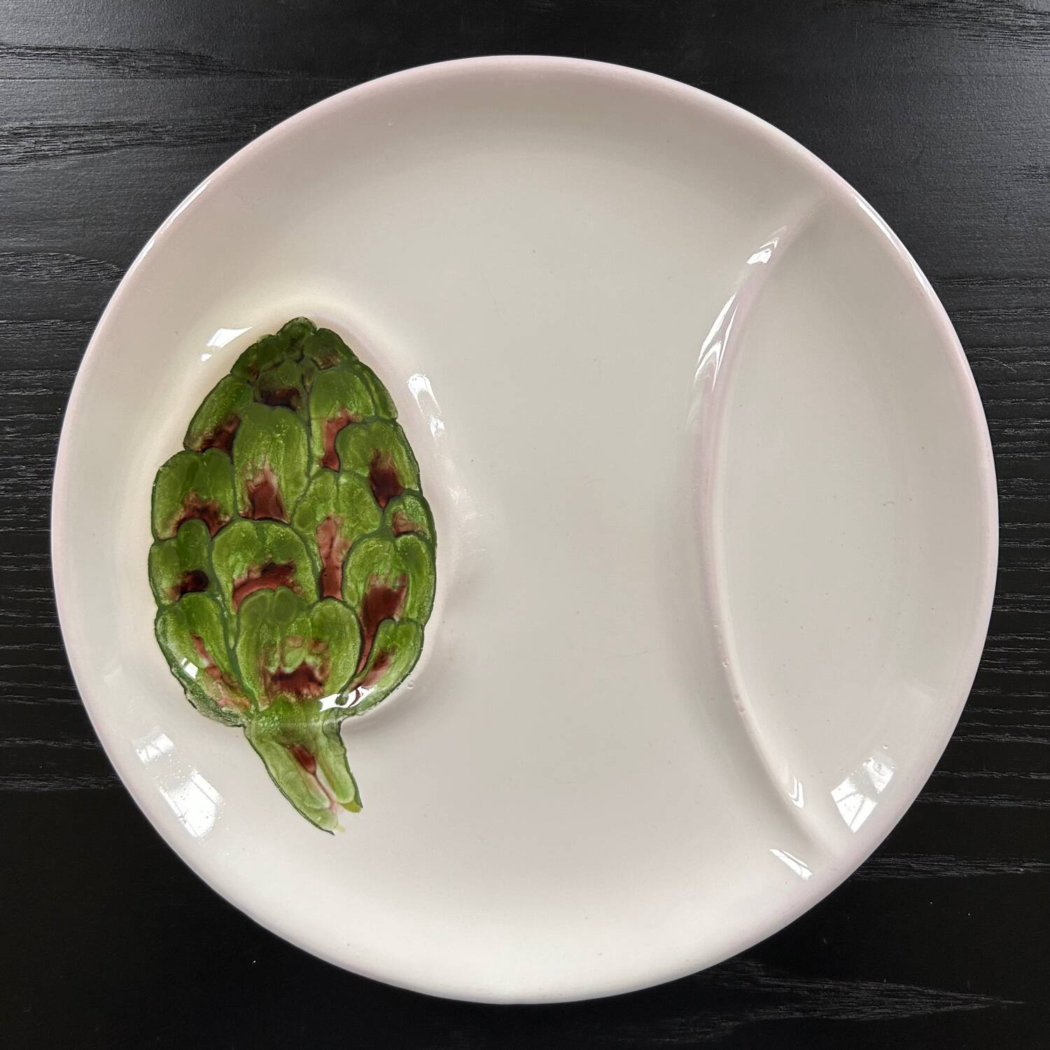 Signed artichoke decor dish