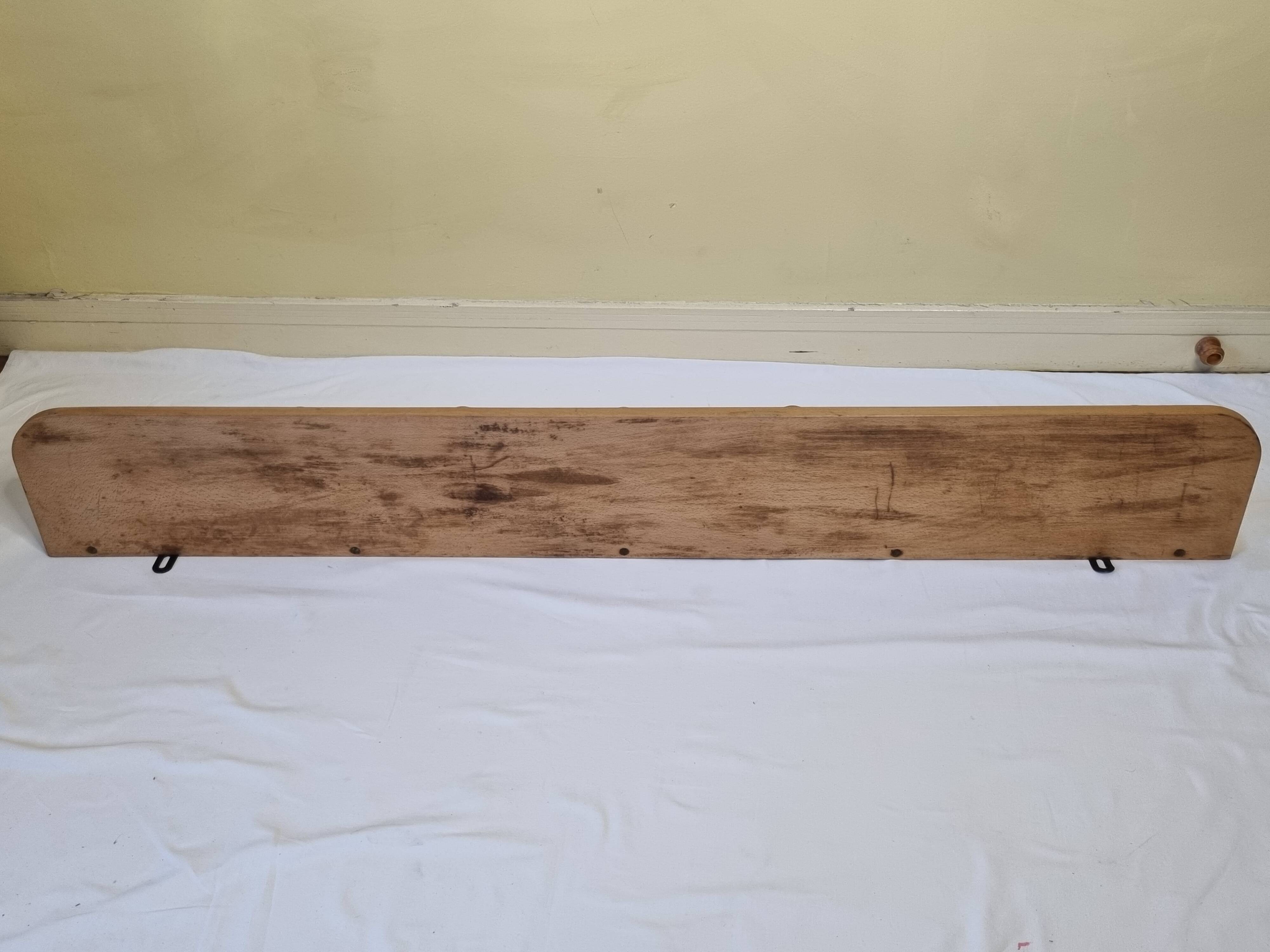 Wall-mounted coat rack, alpine design