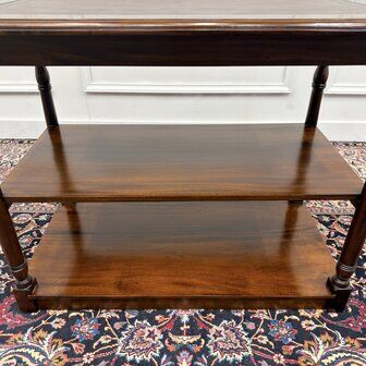 Classic English side table with brown leather top