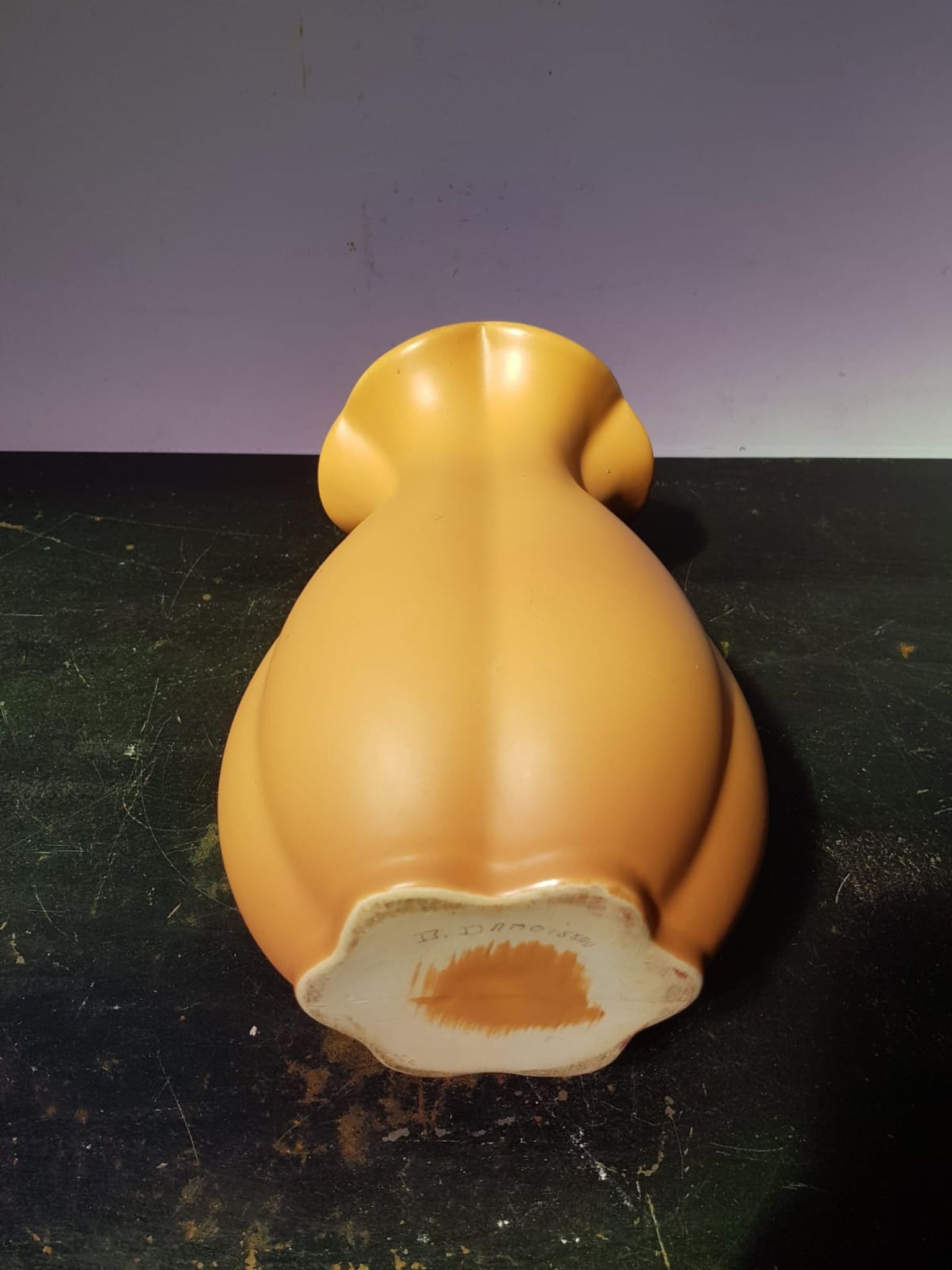 Old ceramic vase yellow corolla collar vintage