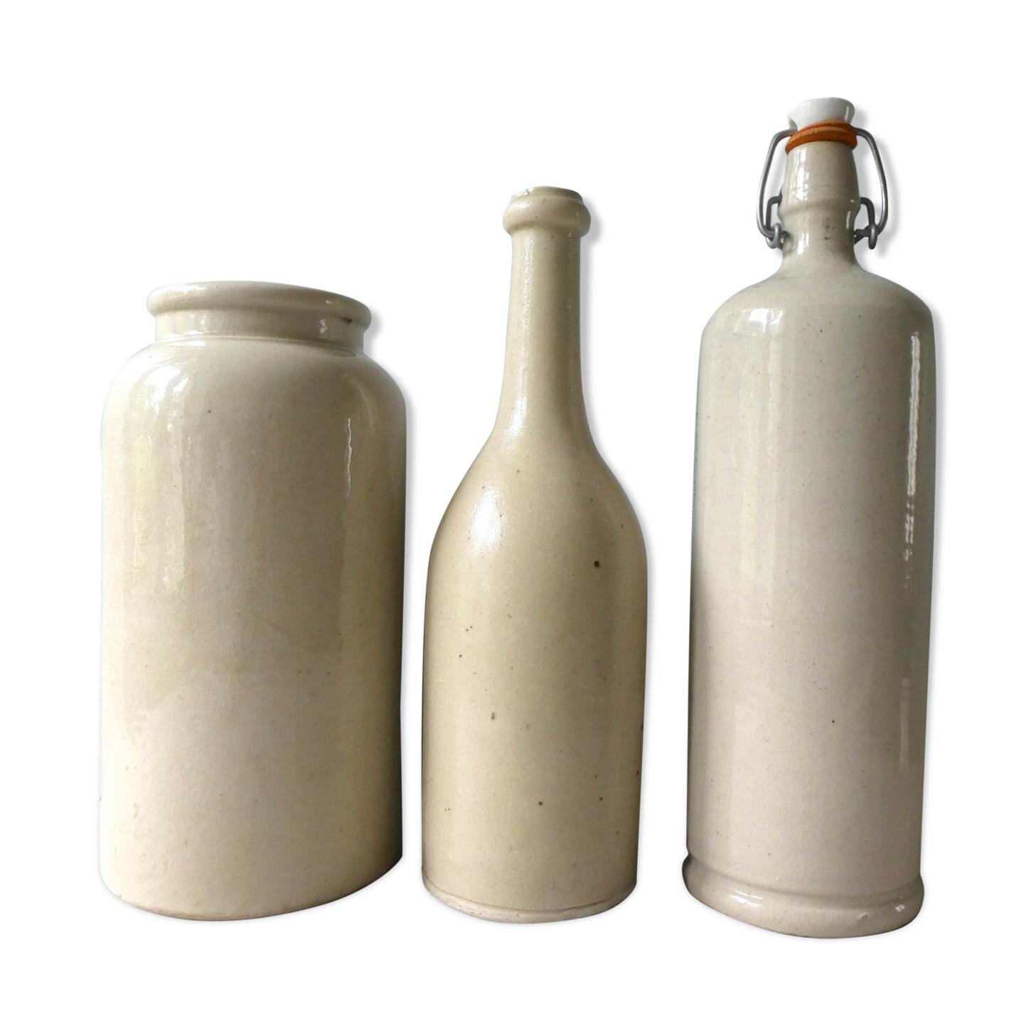 Lot de 2 bouteilles et 1 pot en grès
