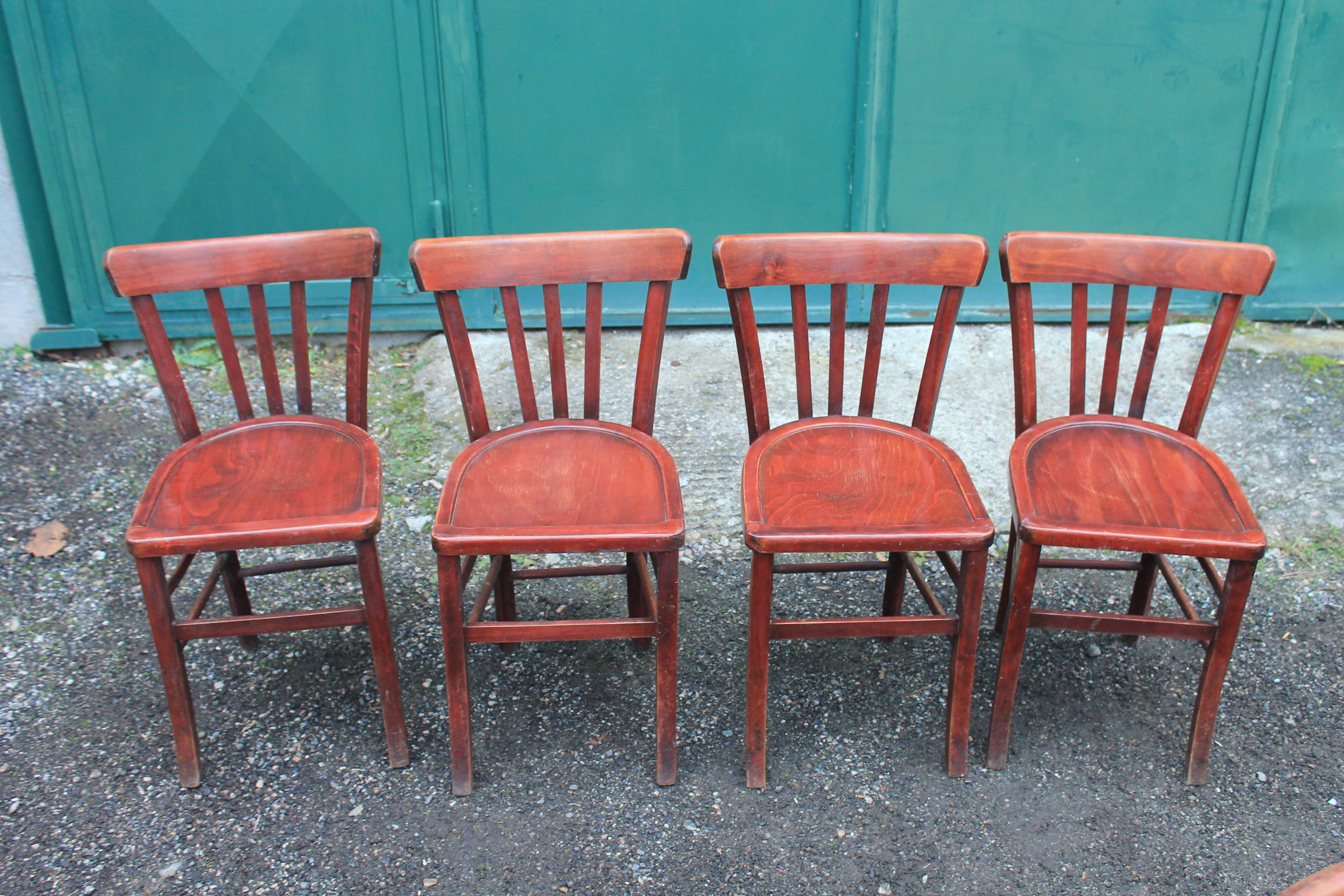 Lot of 8 bistro chairs