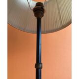 Tripod lamp