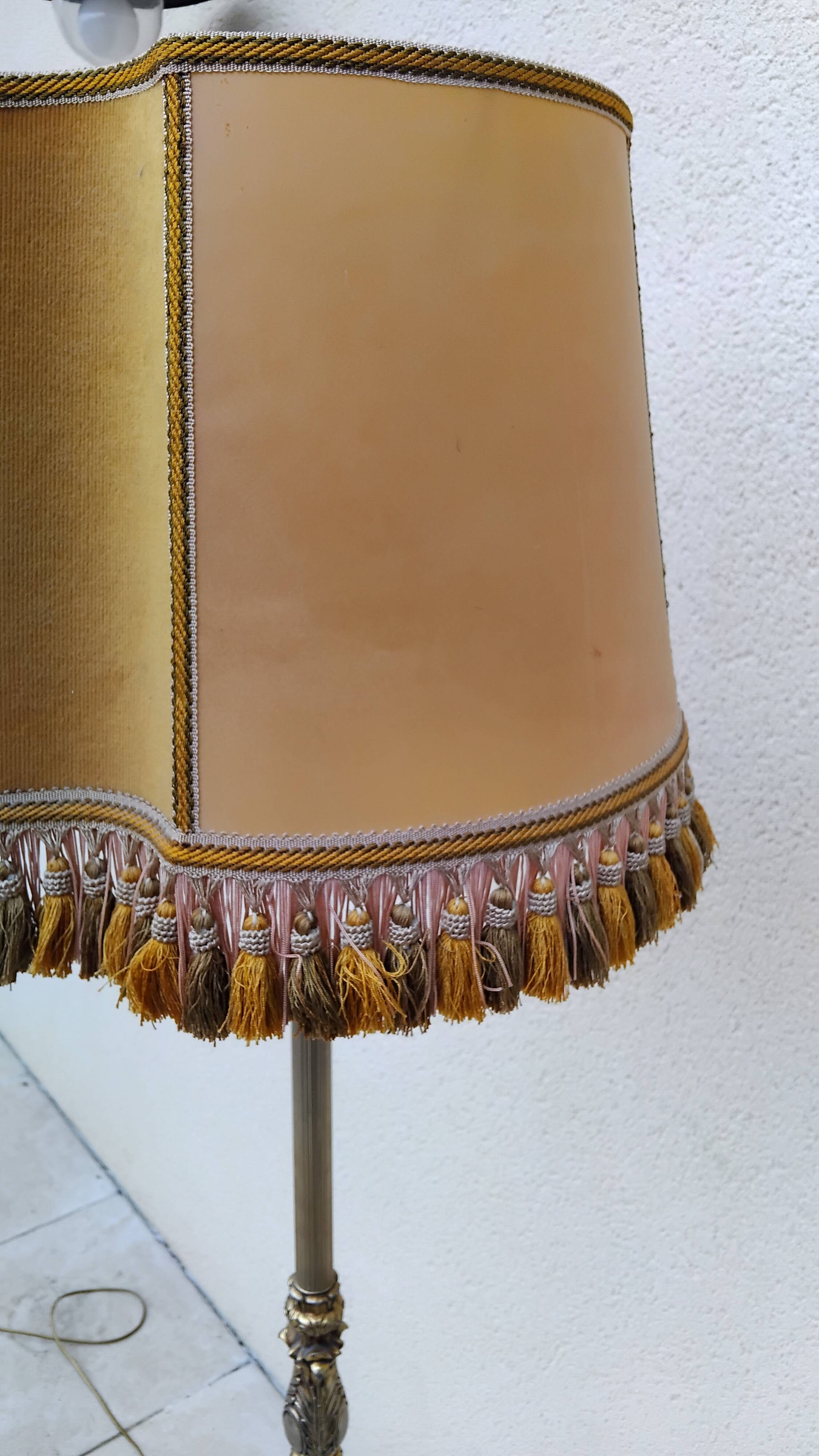Vintage Louis XV style bronze floor lamp