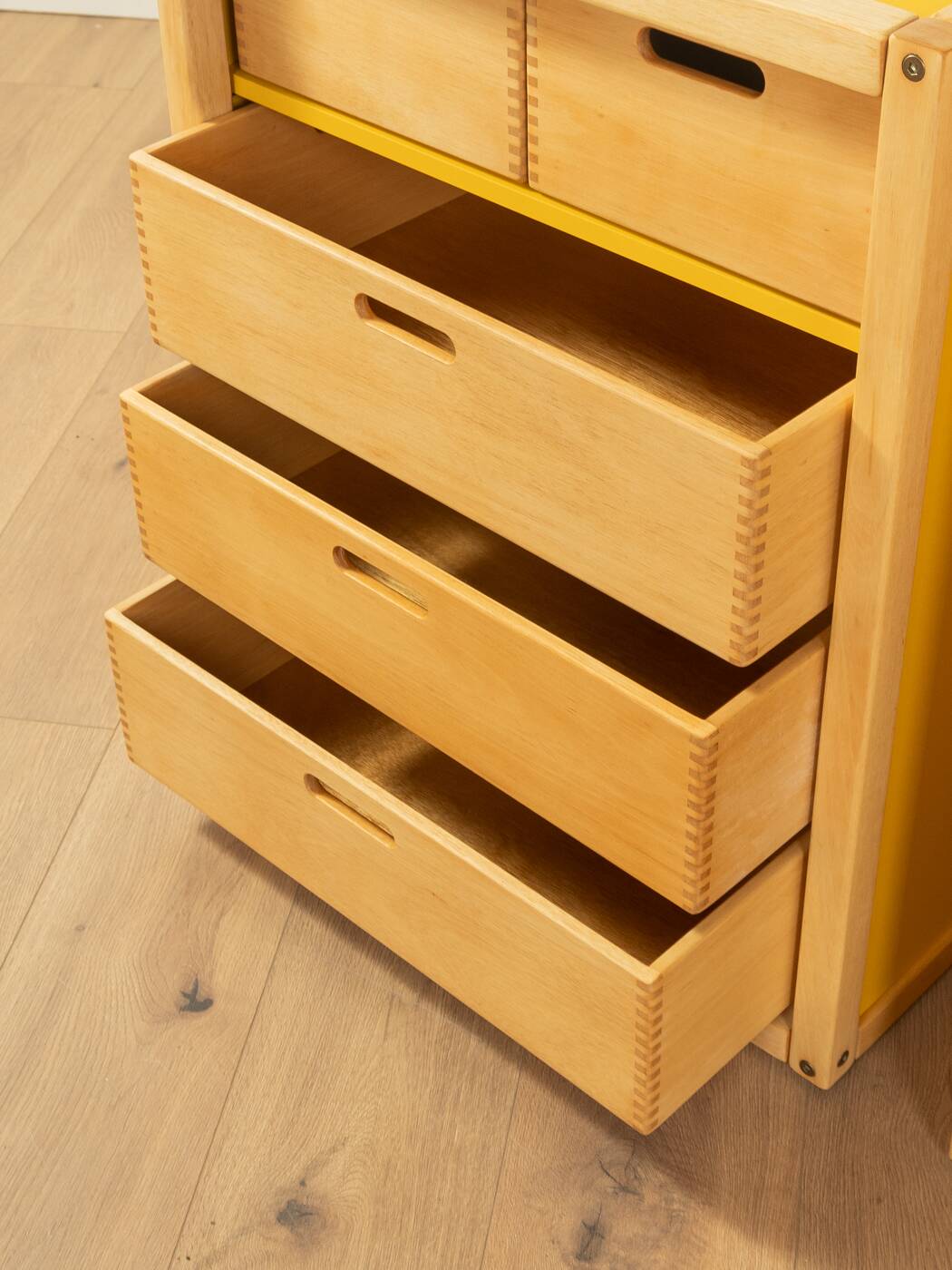 Flötotto chests of drawers