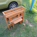 Children's desk