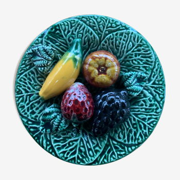 Assiette de collection, barbotine, les fruits, céramique émaillée vintage