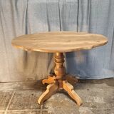 Walnut violin table