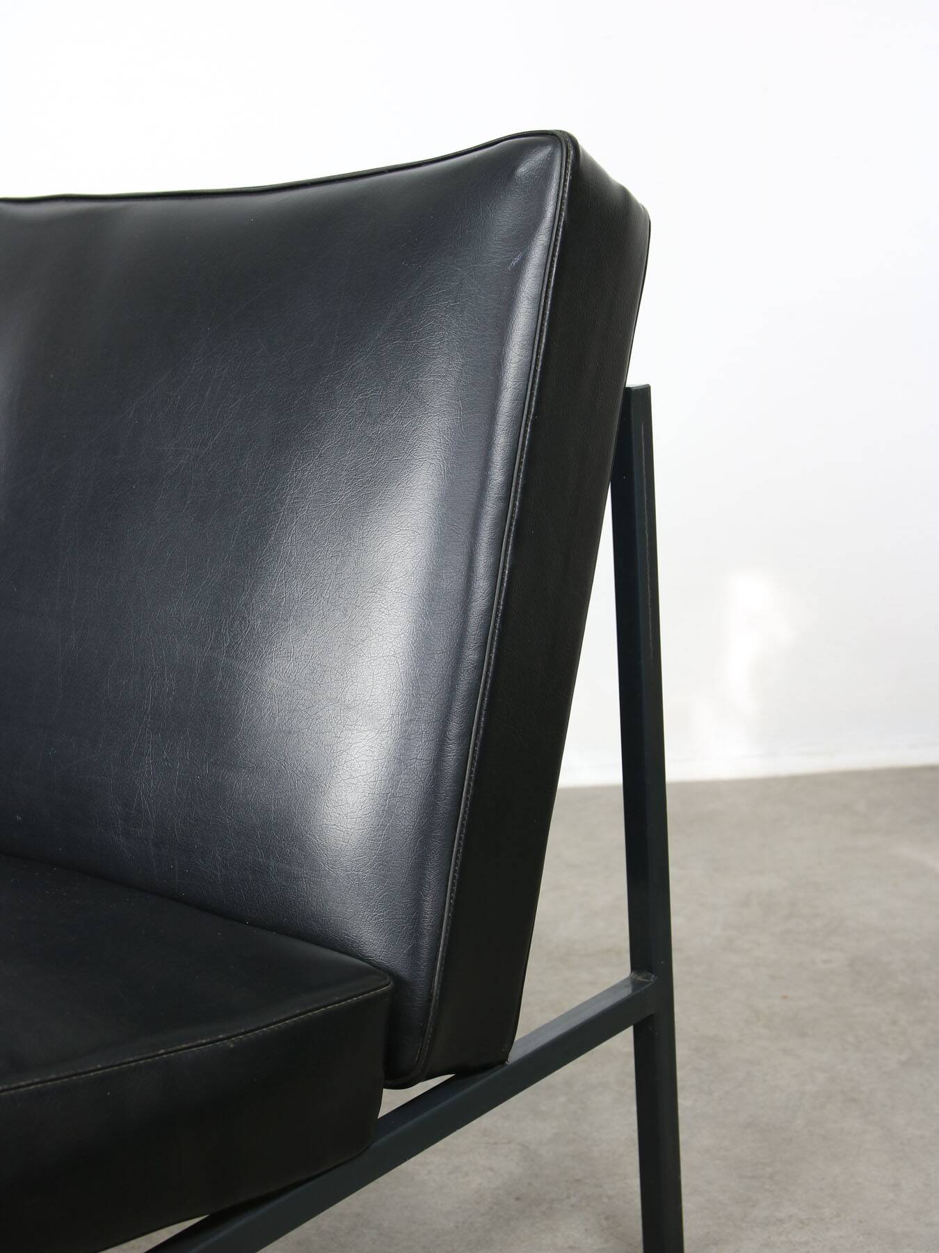 Fauteuil lounge vintage noir de Stol Kamnik, 1960s