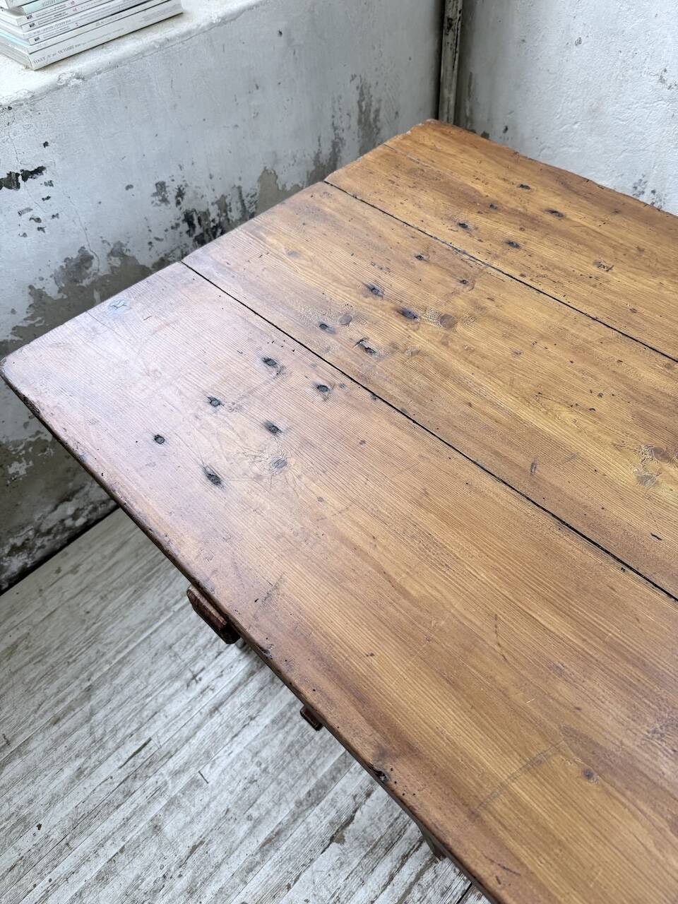 XXL trestle farm table 4m and its benches